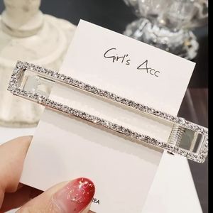 💎NEW Rhinestone Embellished Hair Clip